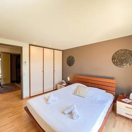 Belle Maison Spacieuse Avec Piscine A * 滨海萨纳里